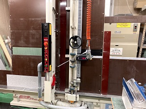 パネルソー切断機｜中央電機製作所