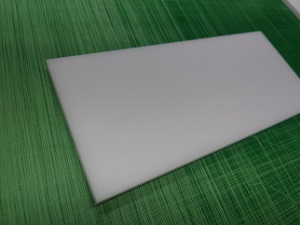 POM(ジュラコン、デルリン)の切削加工|中央電機製作所